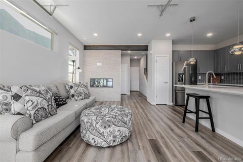 Photo of 4045 S Teller Street, Lakewood, CO 80235 (MLS # 9832638)