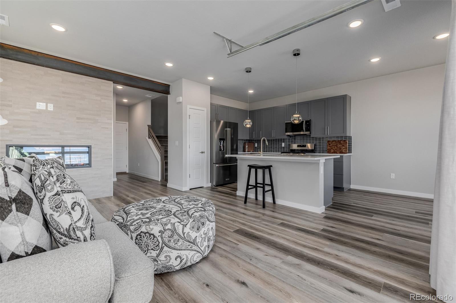 4045 S Teller Street