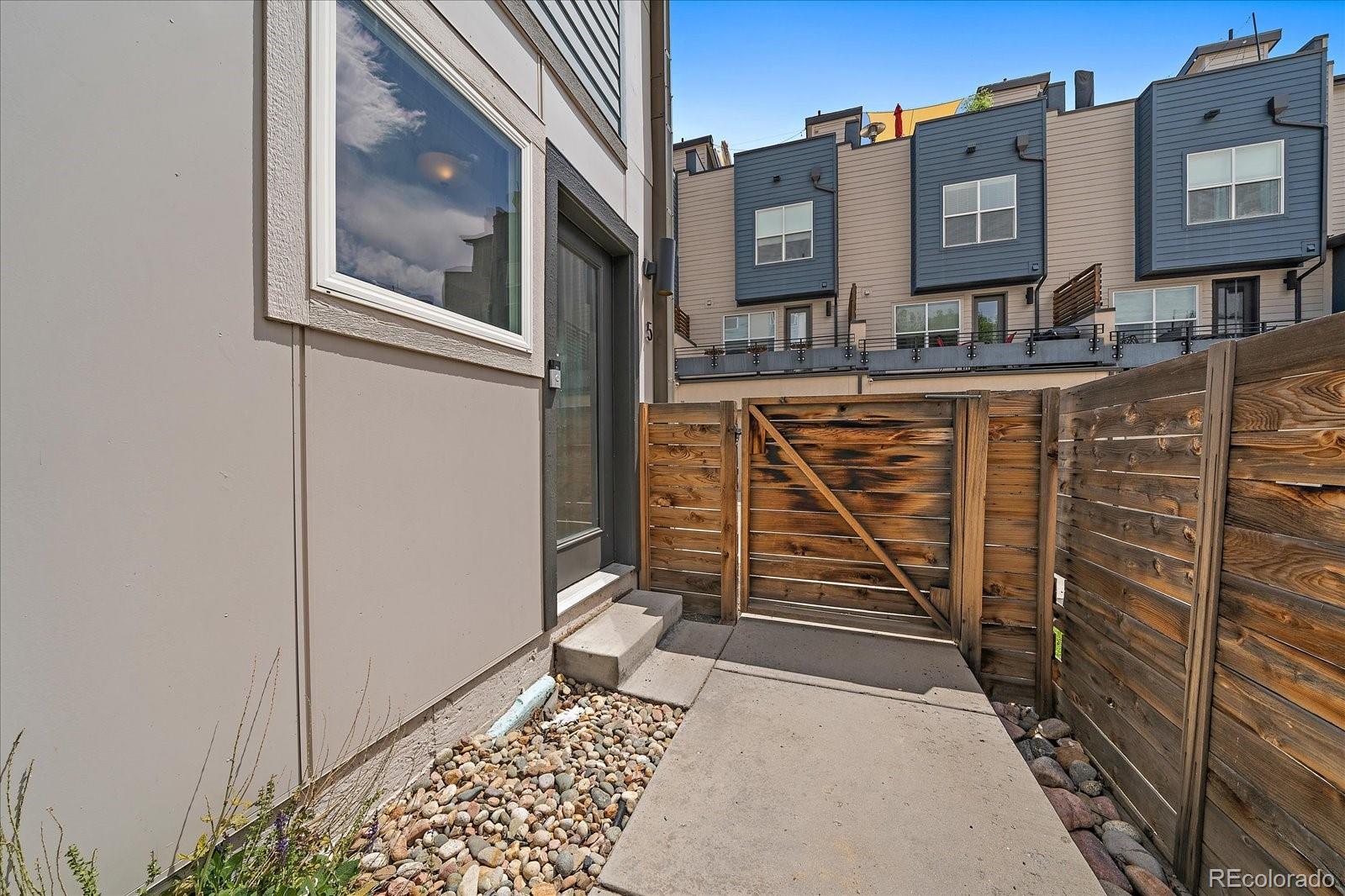 1632 Lowell Boulevard 5