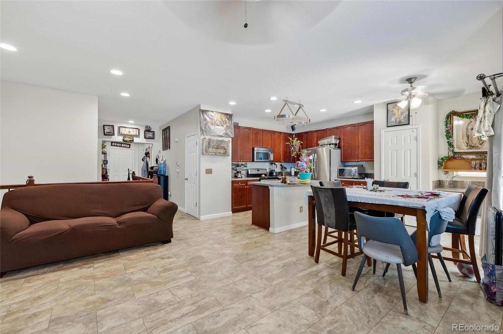 329 Apache Plume Street