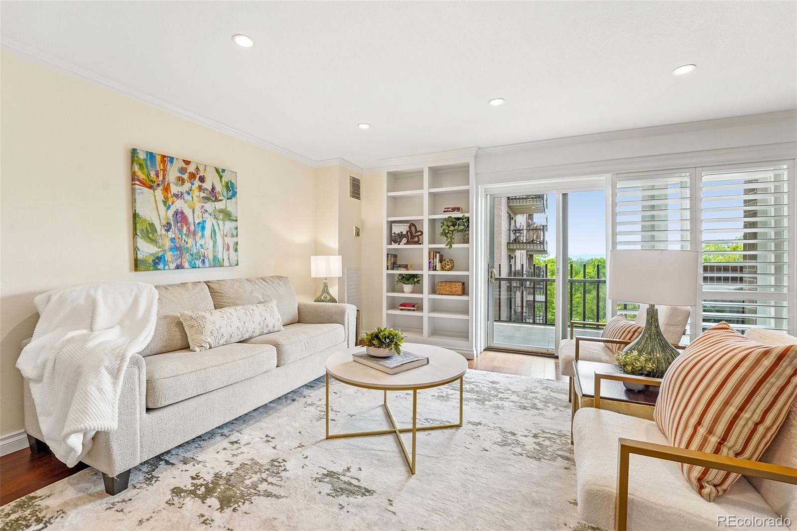 460 S Marion Parkway 855