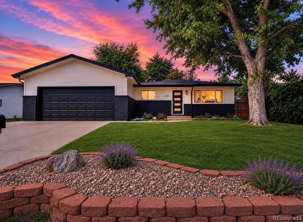 Photo of 1455 S Hoyt Street, Lakewood, CO 80232 (MLS # 7719355)