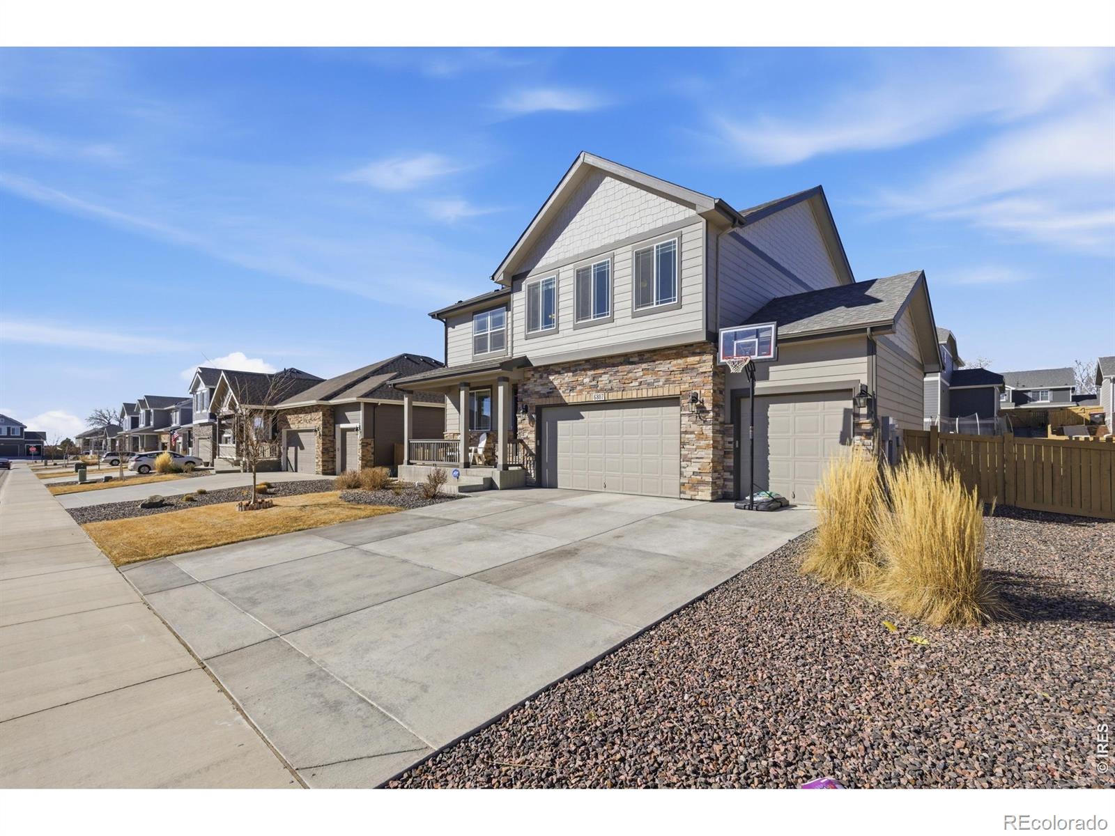 6807 Gateway Crossing Street