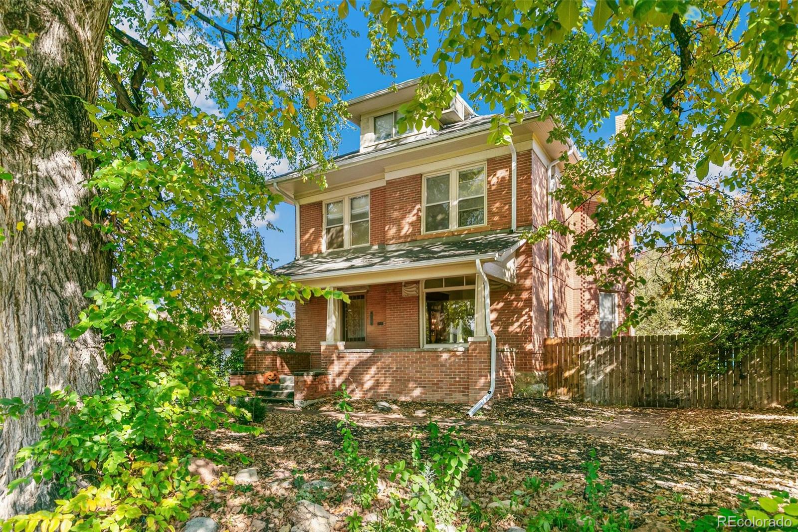 736 Elm Street