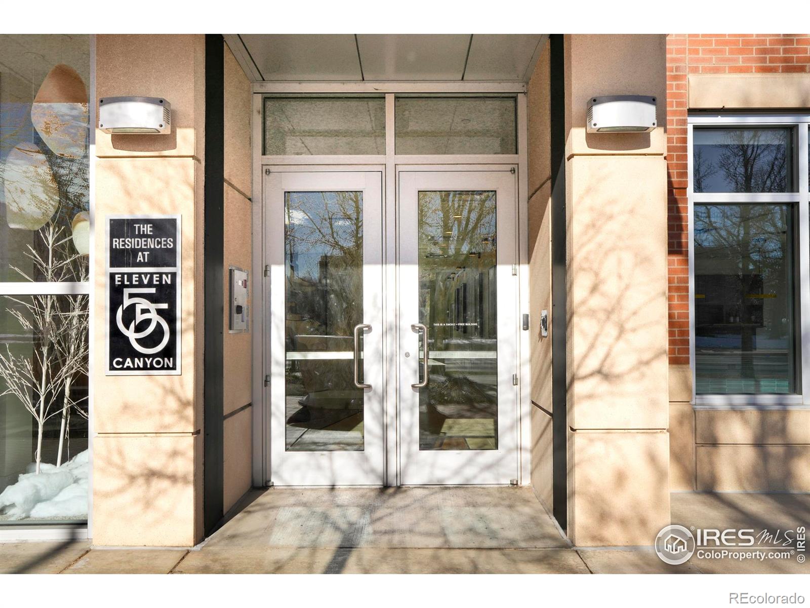 1155 Canyon Boulevard 202