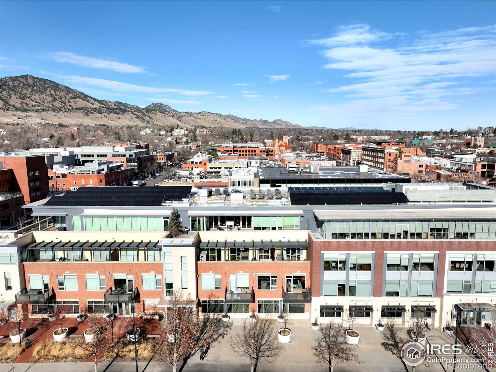 1155 Canyon Boulevard 202