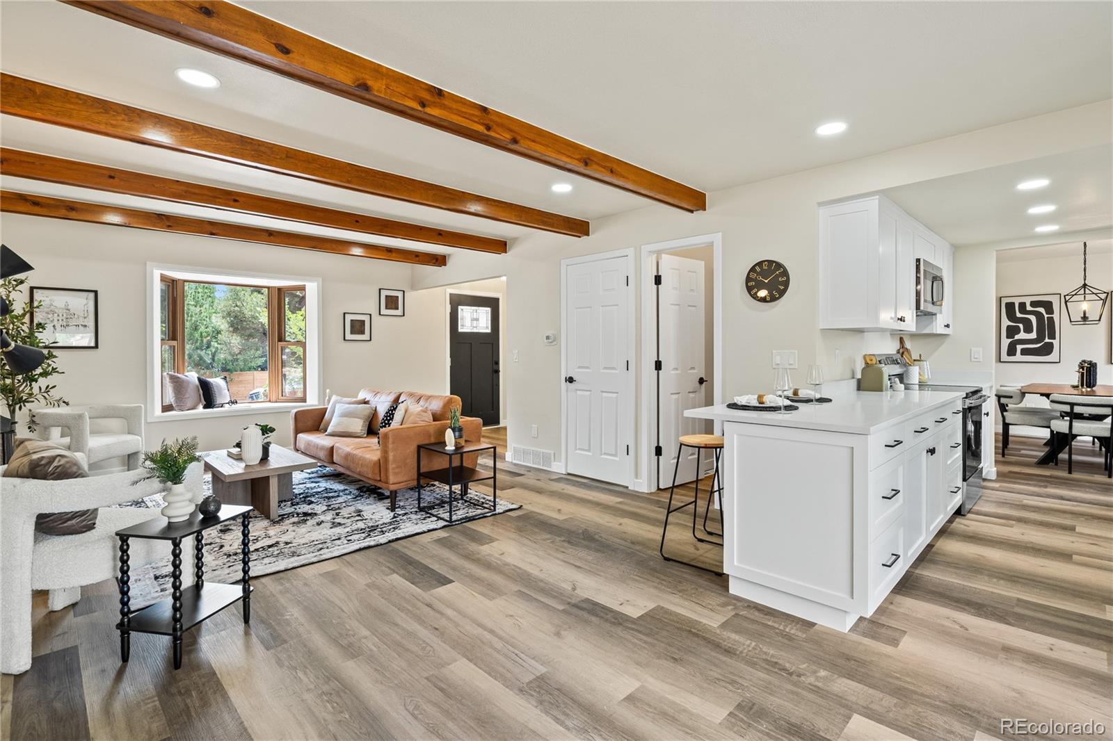 5599 W Maplewood Place