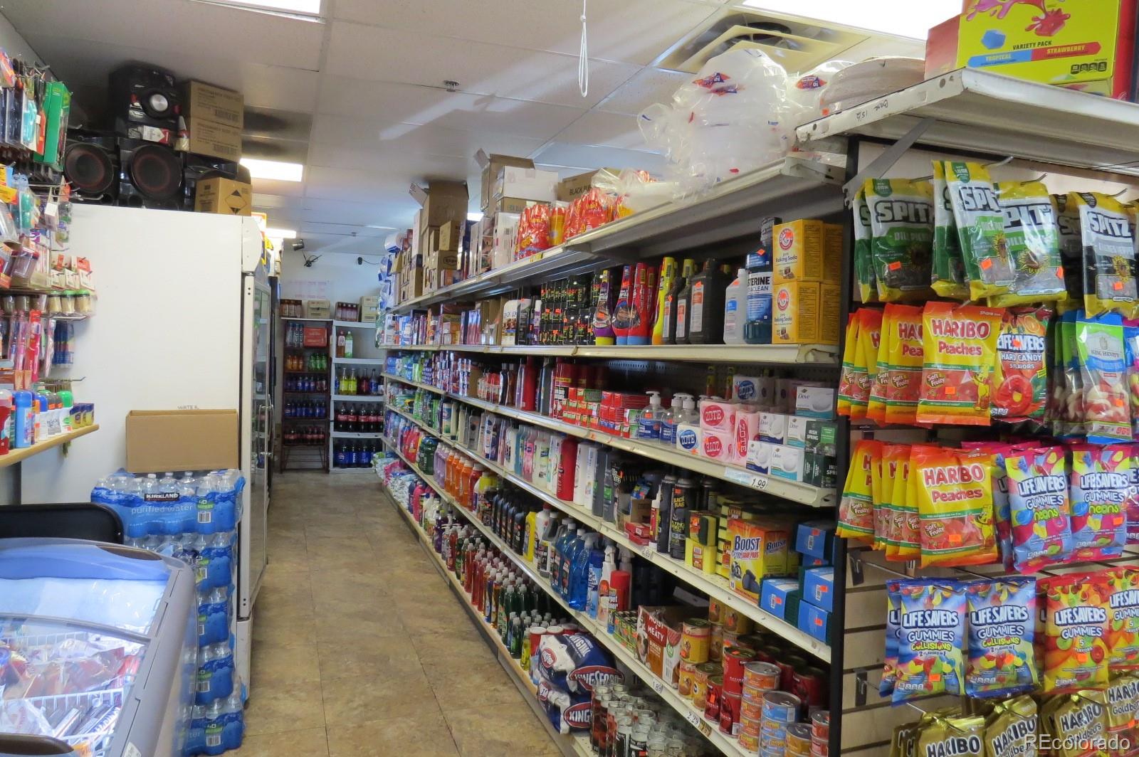2960 S Federal Boulevard, Denver, CO, 80236 3 2960 S Federal Boulevard