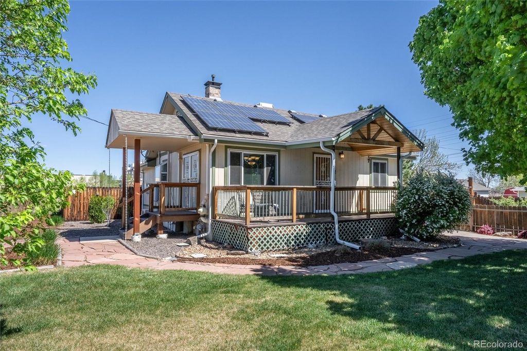 Photo of 5855 W Virginia Avenue, Lakewood, CO 80226 (MLS # 9899938)