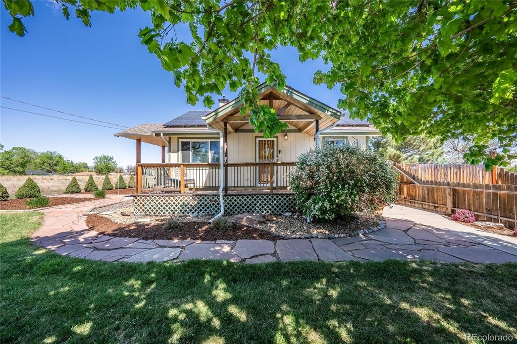 Photo of 5855 W Virginia Avenue, Lakewood, CO 80226 (MLS # 9899938)