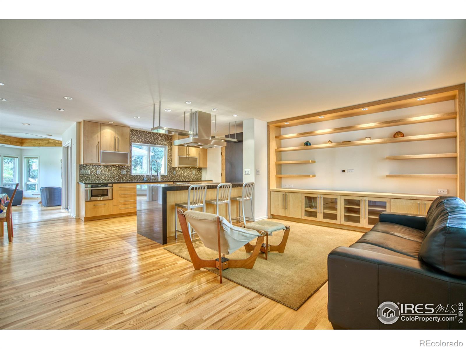 2605 Table Mesa Court