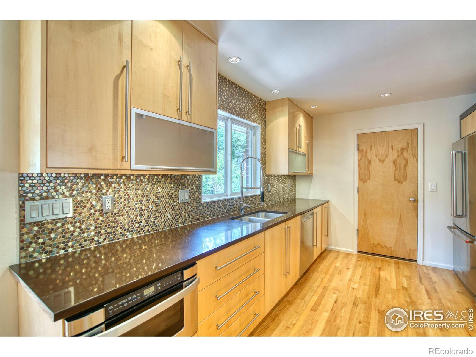 2605 Table Mesa Court