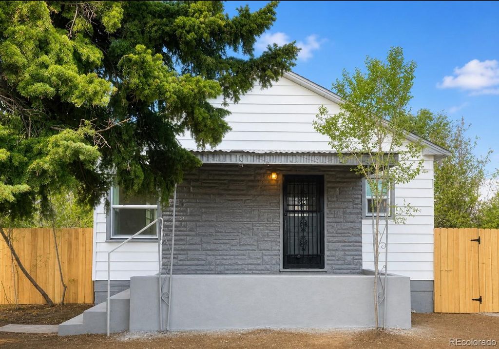 Photo of 1315 S Knox Court, Denver, CO 80219 (MLS # 3378591)