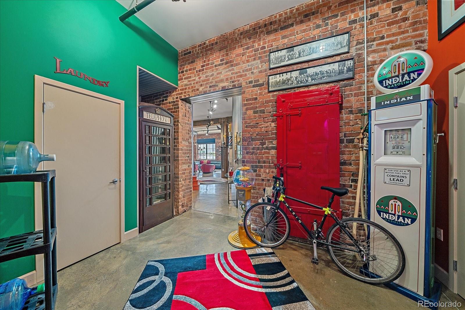 2500 Walnut Street 202