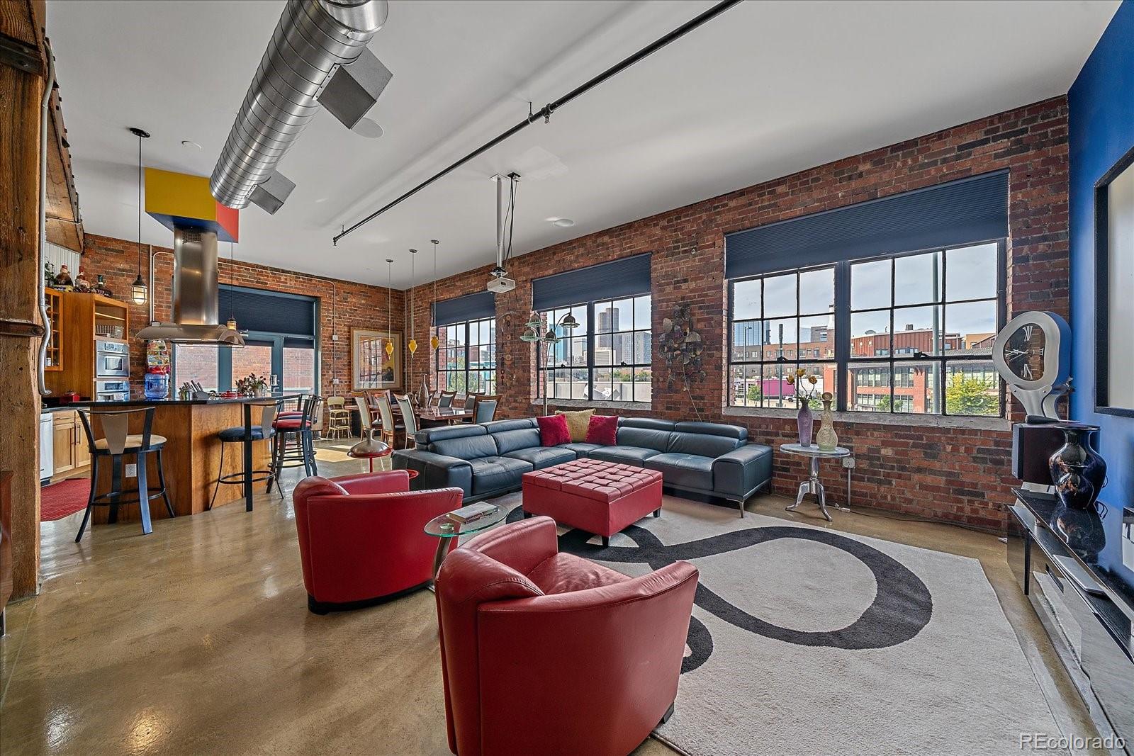 2500 Walnut Street 202