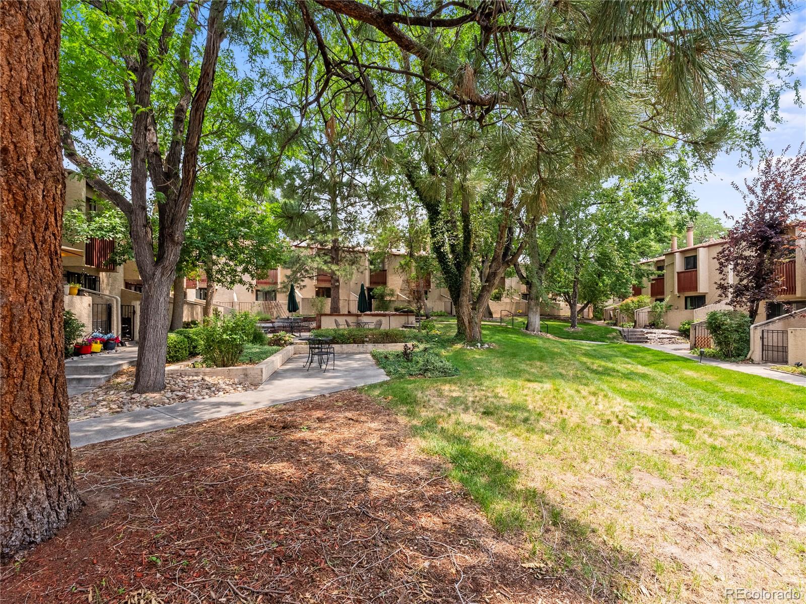 1060 S Parker Road 13