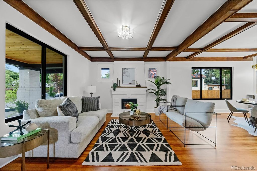 Photo of 2541 Elm Street, Denver, CO 80207 (MLS # 8274664)