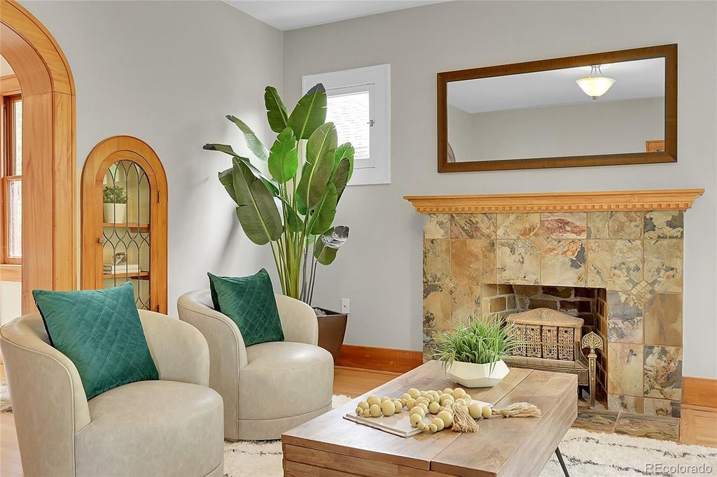 Photo of 2676 Elm Street, Denver, CO 80207 (MLS # 4863313)