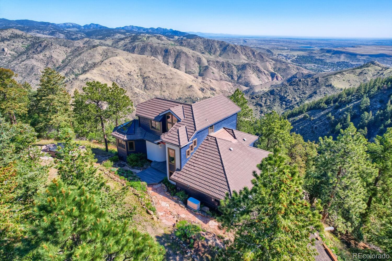 848 Golden Point Drive