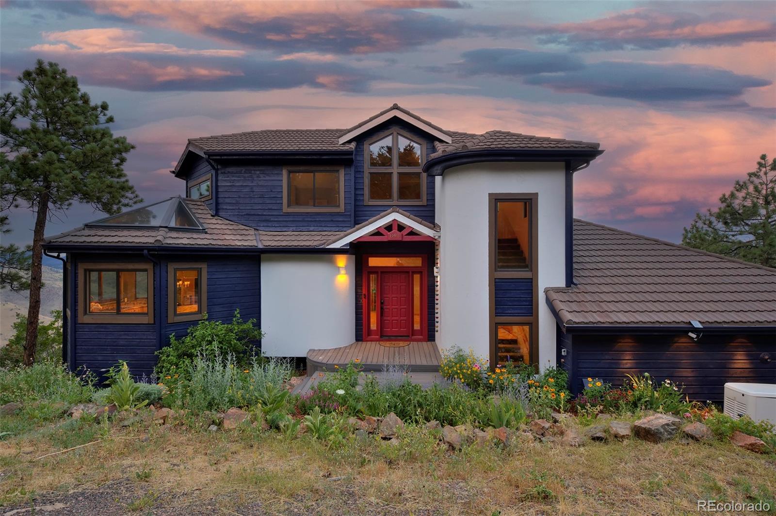 848 Golden Point Drive