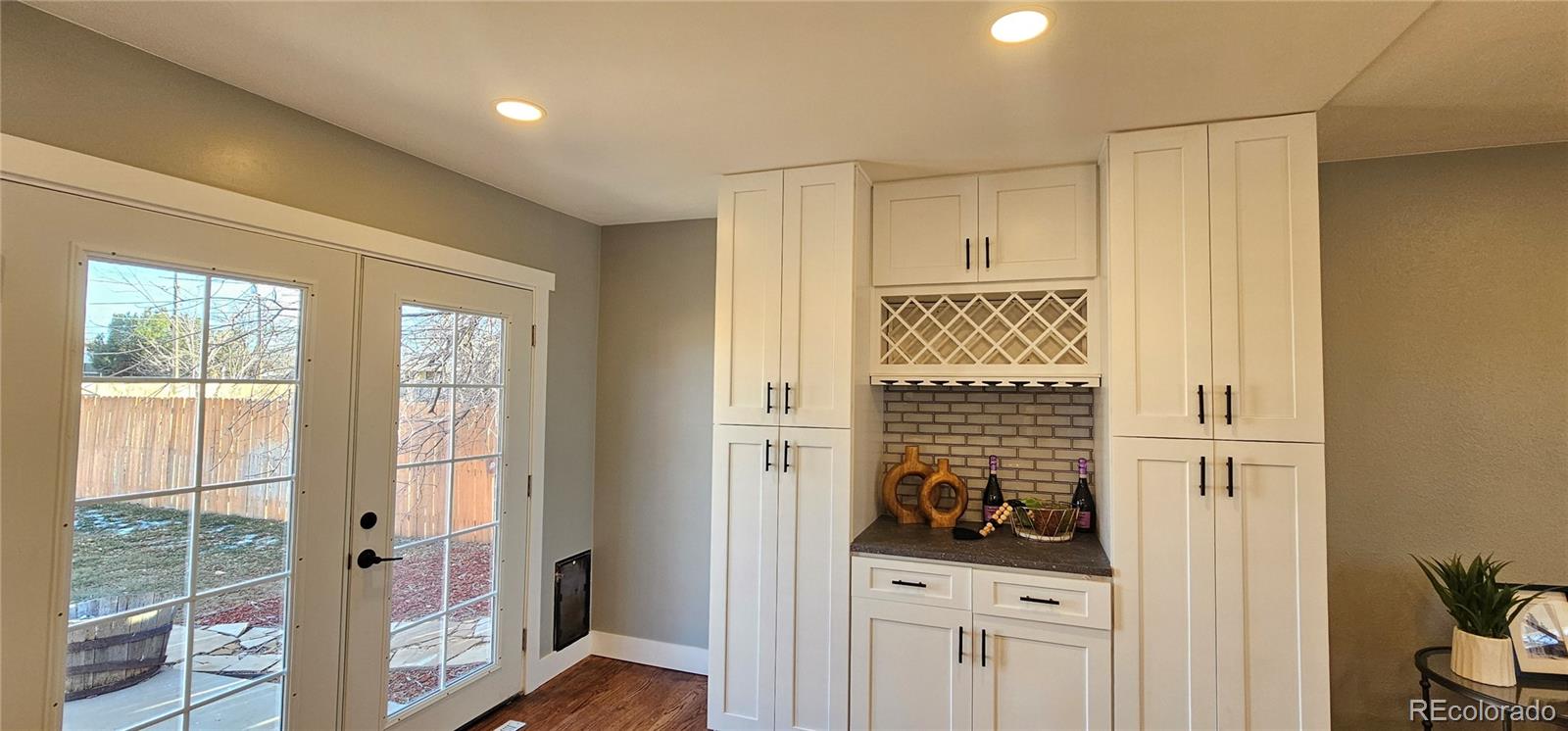 9040 N Raleigh Street