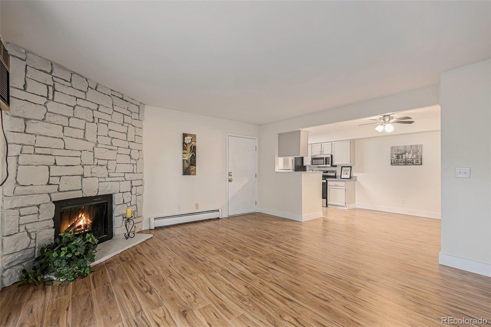 10150 E Virginia Avenue 18-104, Denver, CO, 80247 4 10150 E Virginia Avenue 18-104