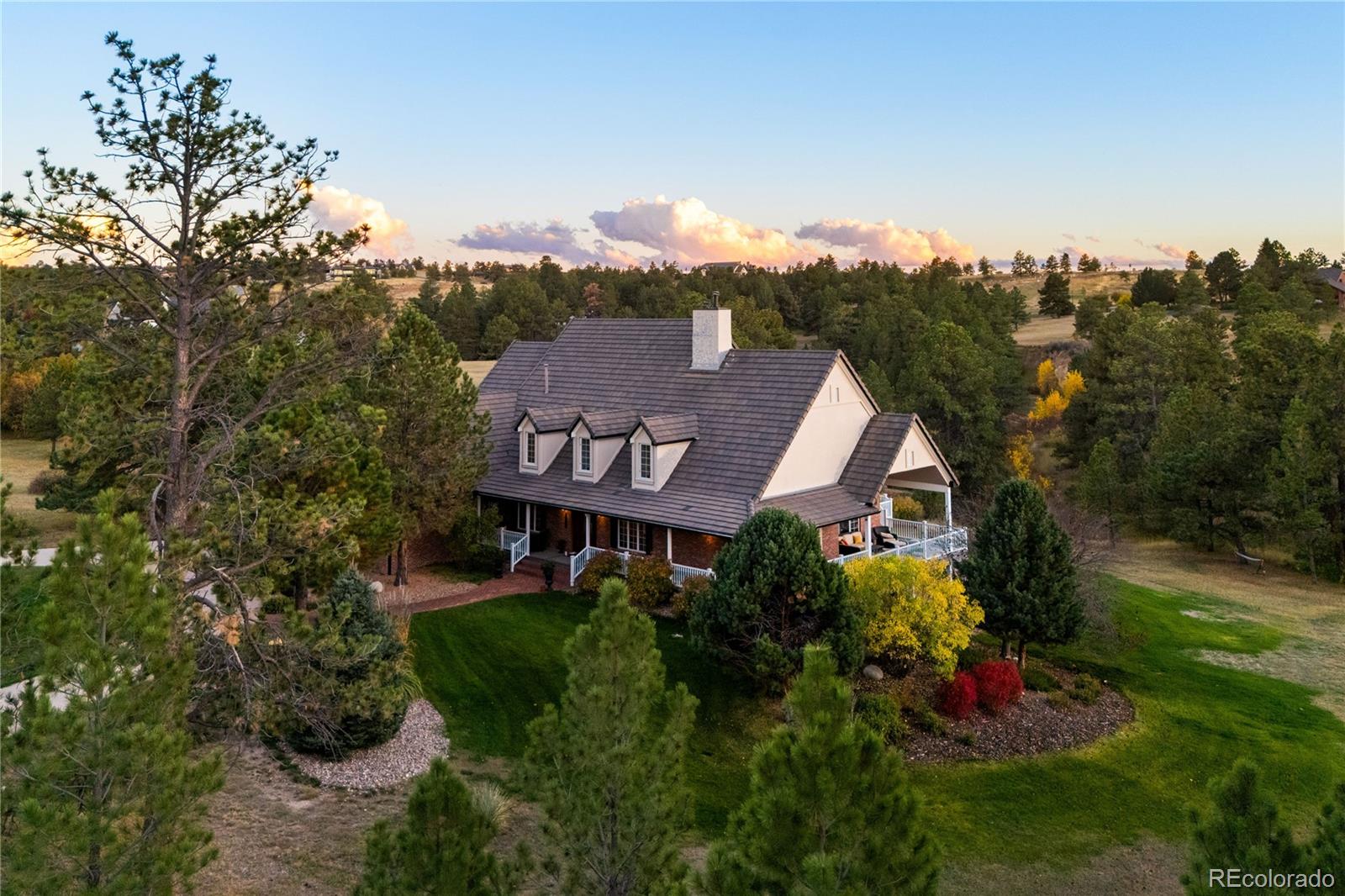 8245 N Sunburst Trail