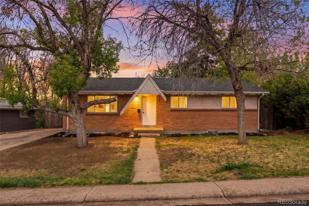 Photo of 8701 Oakwood Street, Westminster, CO 80031 (MLS # 3105372)