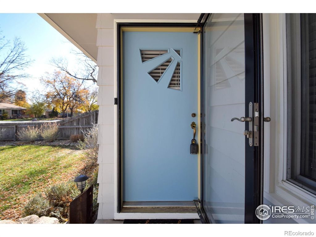 Photo of 1333 N Garfield Avenue, Loveland, CO 80537 (MLS # IR1047033)