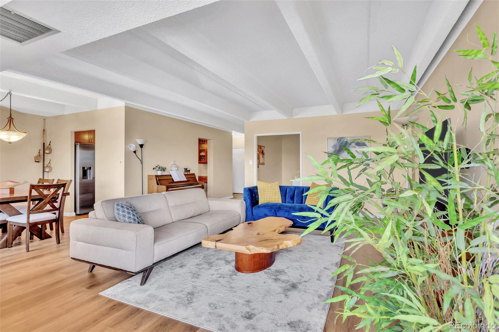 7877 E Mississippi Avenue 301