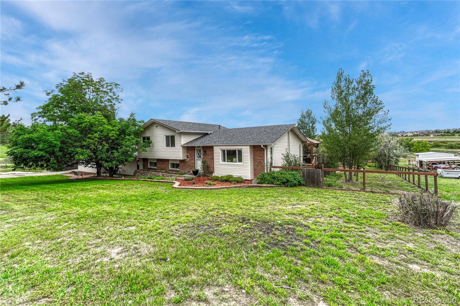 13715 N Winchester Way