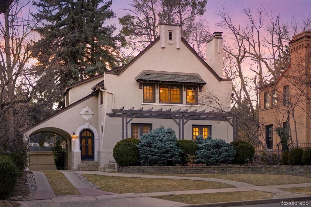 Photo of 835 Gaylord Street, Denver, CO 80206 (MLS # 3970098)