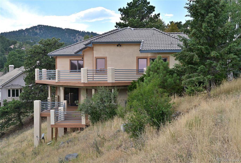 Photo of 21980 Anasazi Way, Golden, CO 80401 (MLS # 5308987)