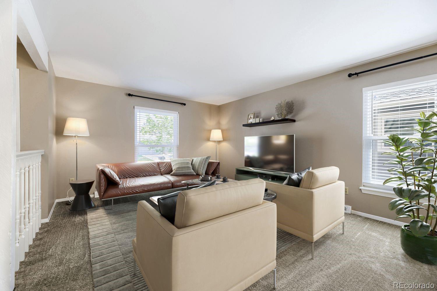 7859 S Valentia Street