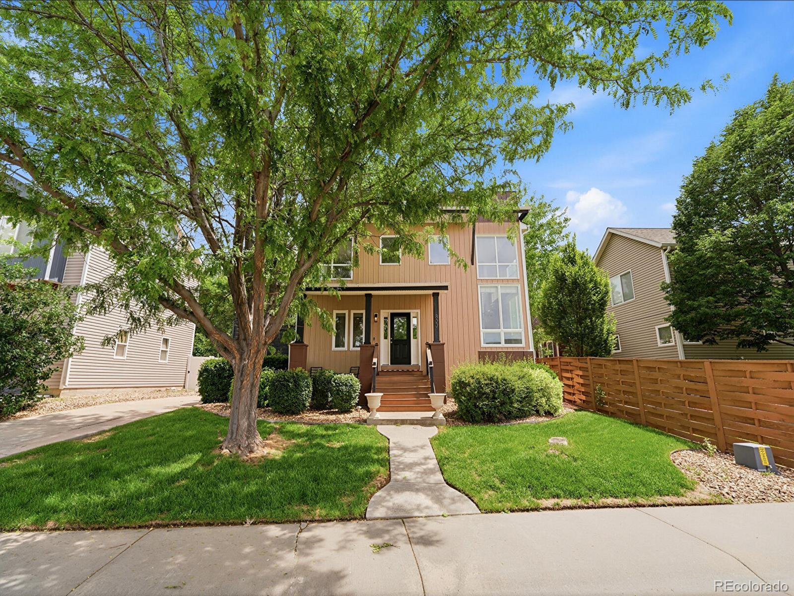 827 Spruce Court