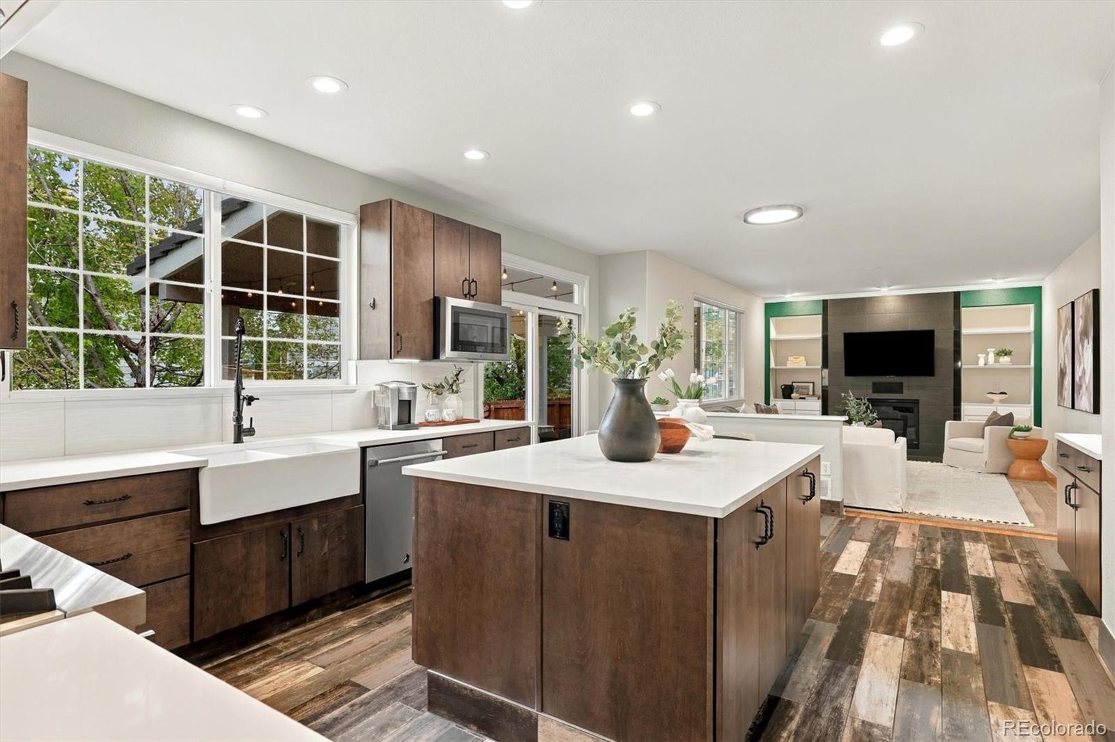 2721 E 138th Place