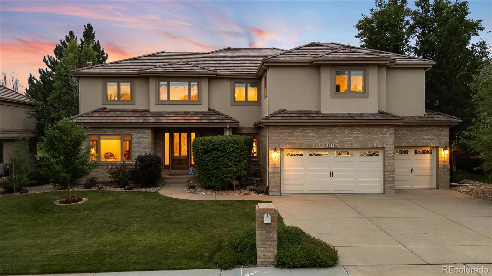15894 W 67th Place