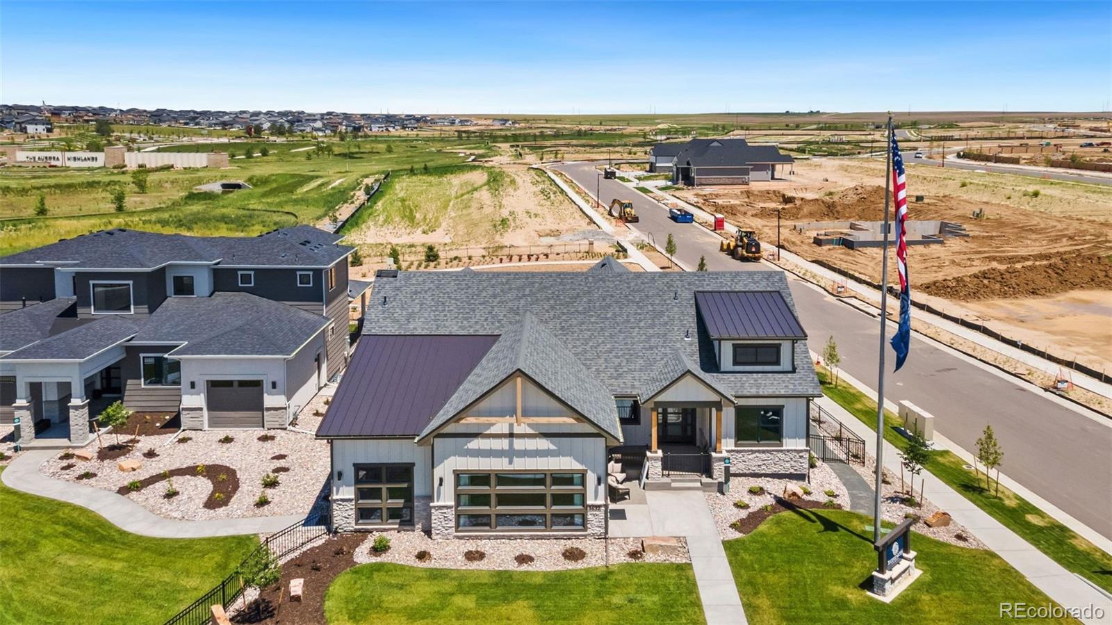 3632 N Buchanan Court