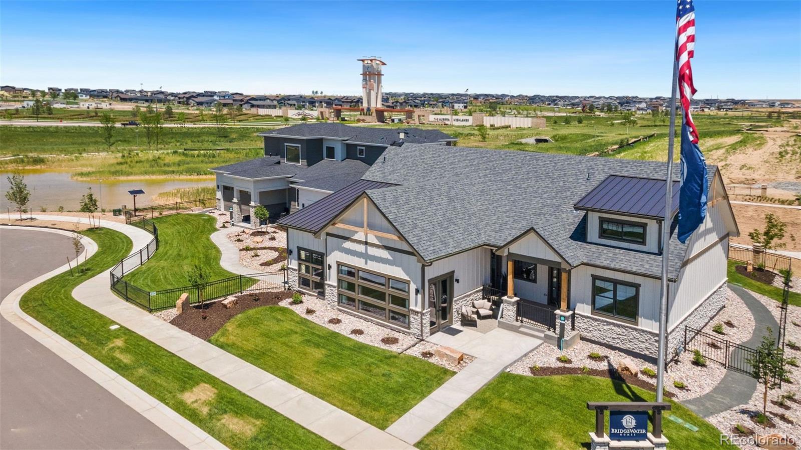 3632 N Buchanan Court