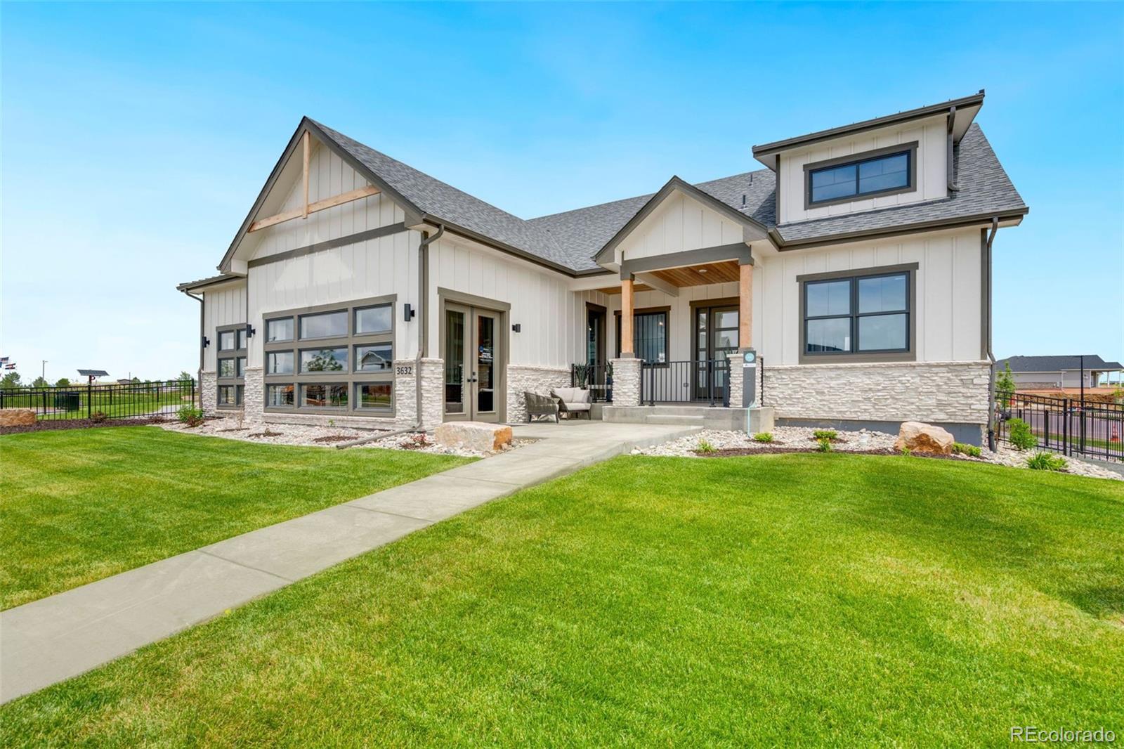 3632 N Buchanan Court