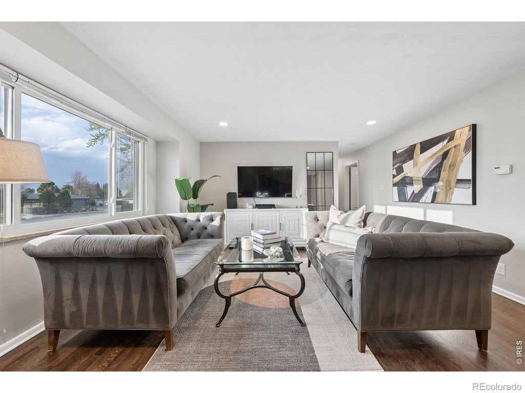 Photo of 3148 E Maplewood Avenue, Centennial, CO 80121 (MLS # IR1066292)
