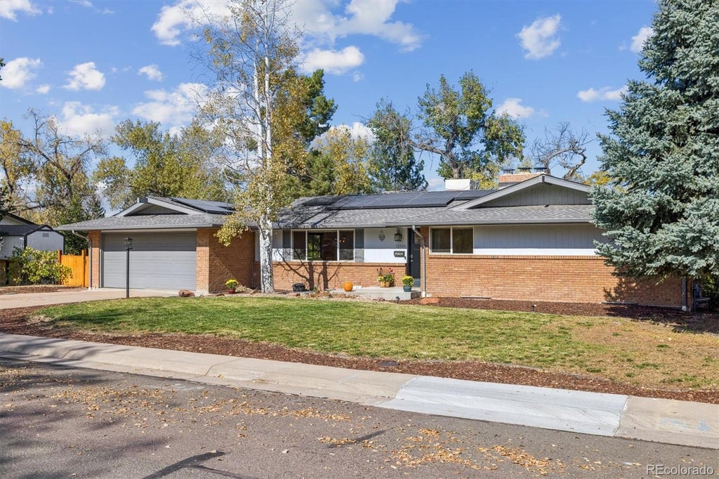 Photo of 11559 W 27th Avenue, Lakewood, CO 80215 (MLS # 2945301)