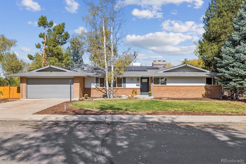 Photo of 11559 W 27th Avenue, Lakewood, CO 80215 (MLS # 2945301)