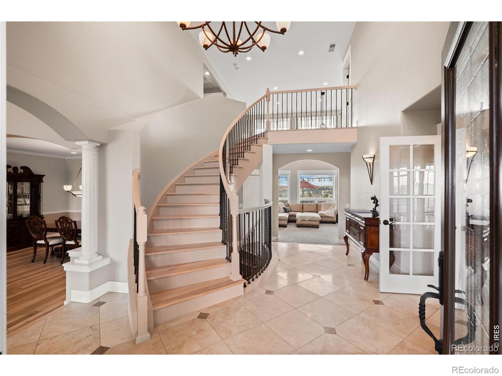 601 N Pines Trail