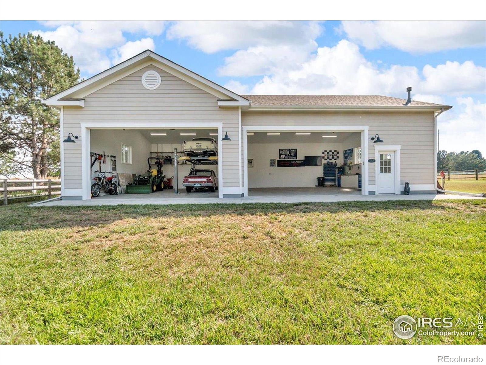 7507 Blue Water Court