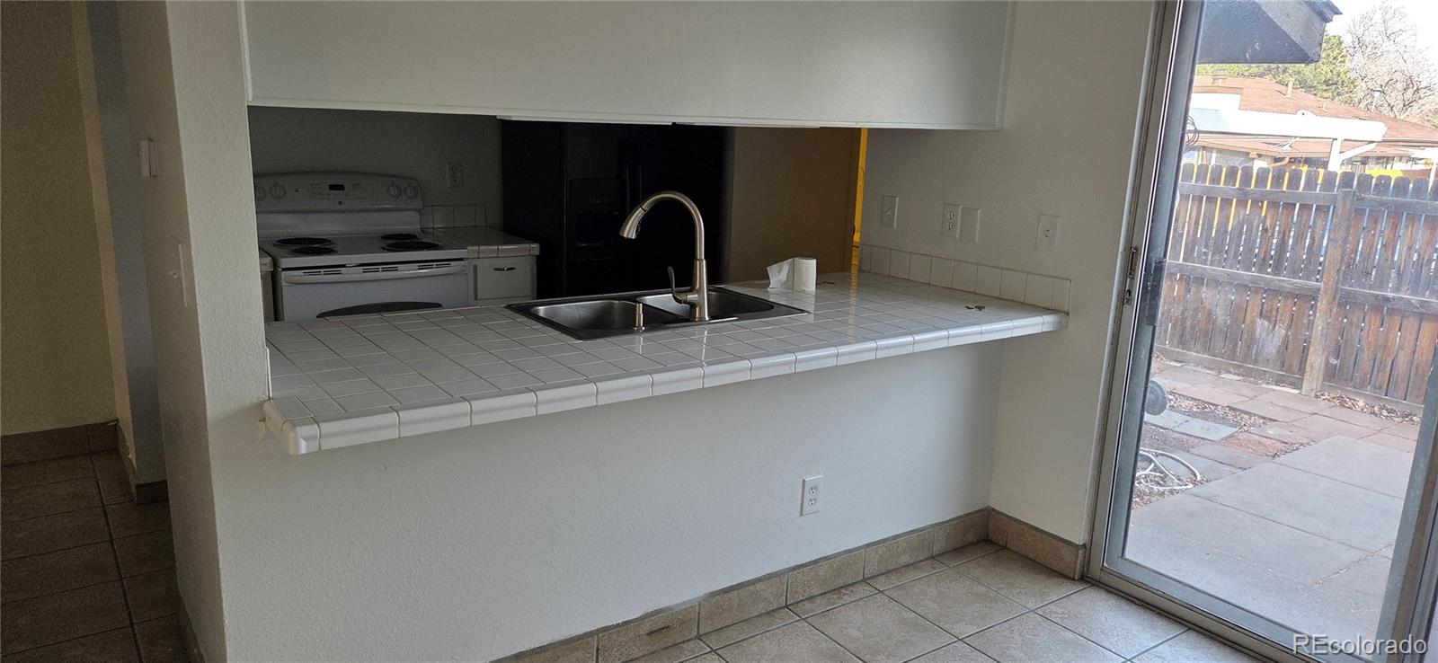 3807 S Fraser Street