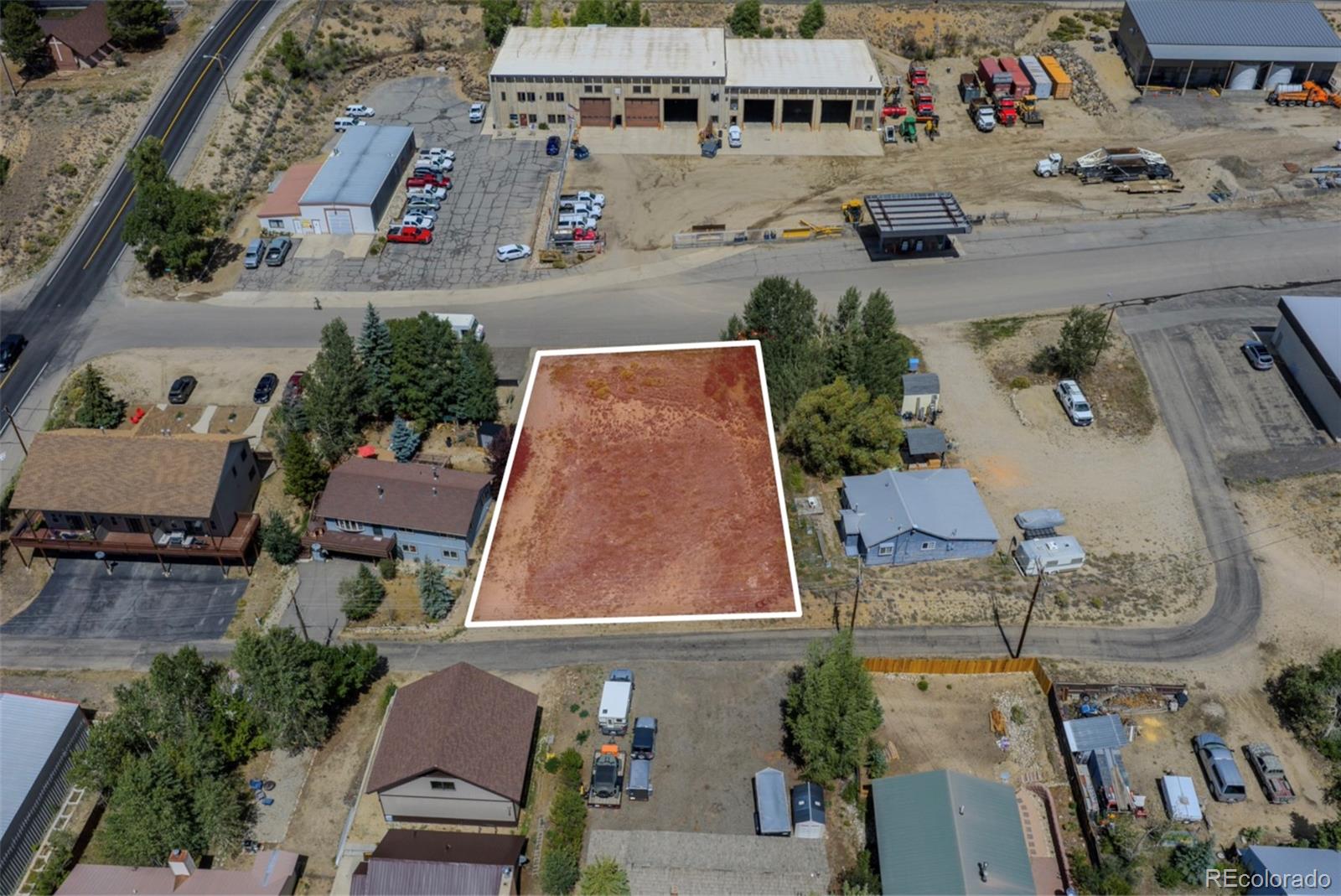 420 E Topaz Avenue