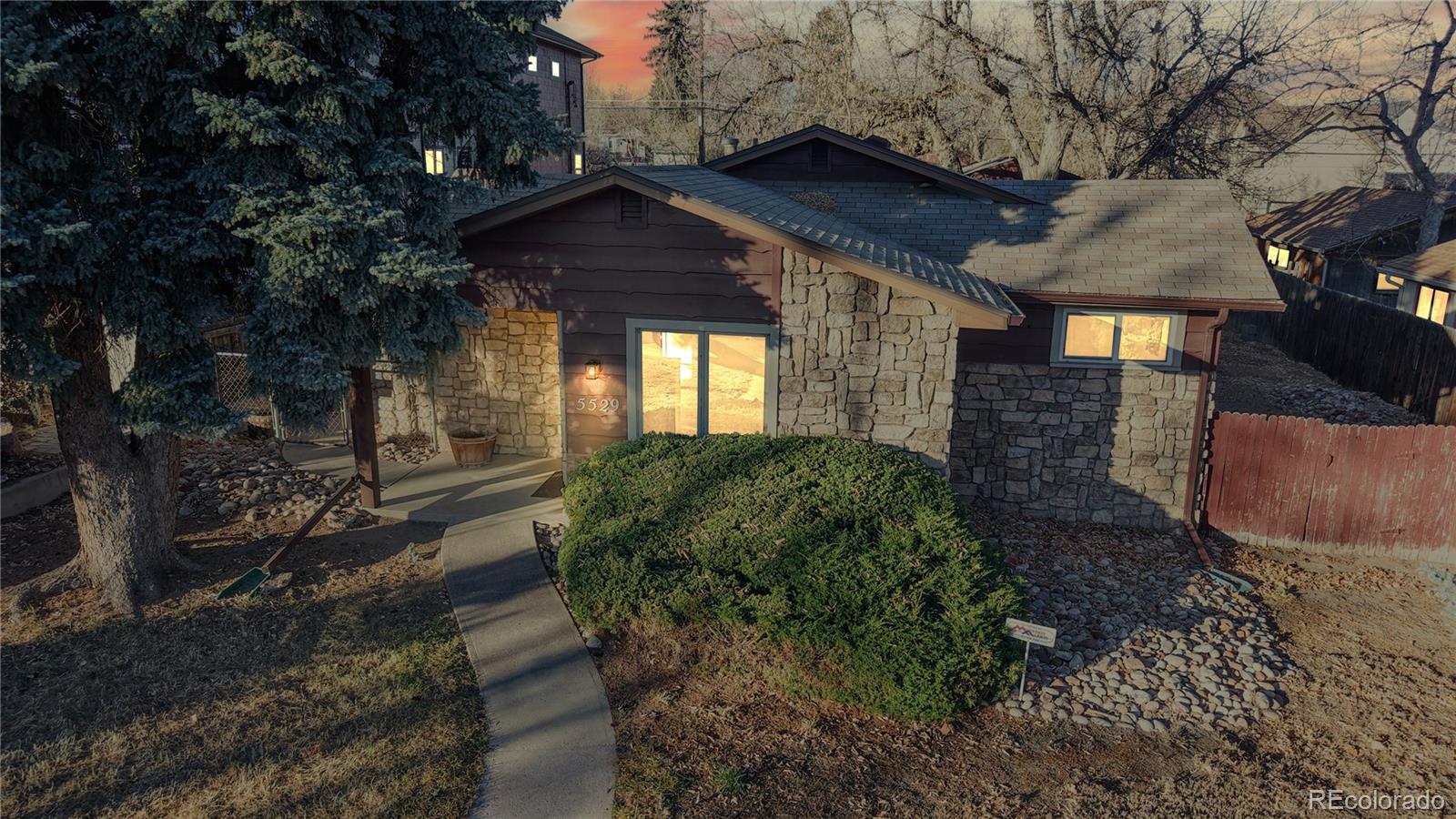 5529 S Greenwood Street, Littleton, CO, 80120 3 5529 S Greenwood Street
