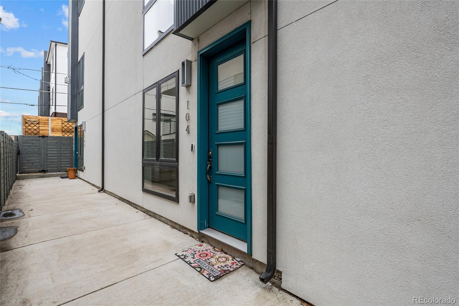 1821 Irving Street 104