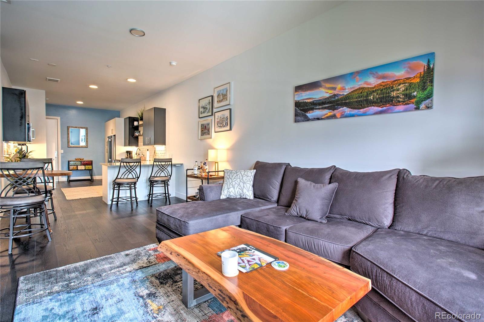 2550 Lawrence Street RB204